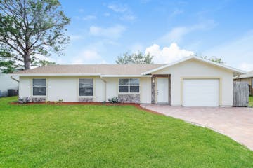 486 CATALINA AVE N W PALM BAY, FL 32907